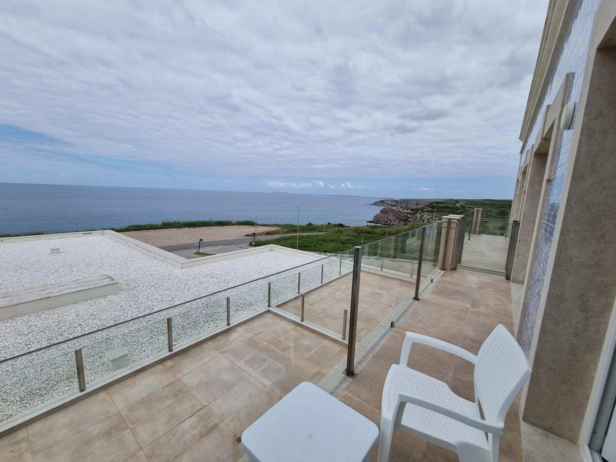 Ocean View Apartments Lourinha  Luaran gambar